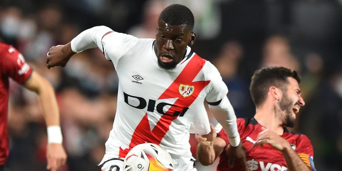 El Elche quiere al rayista Nteka