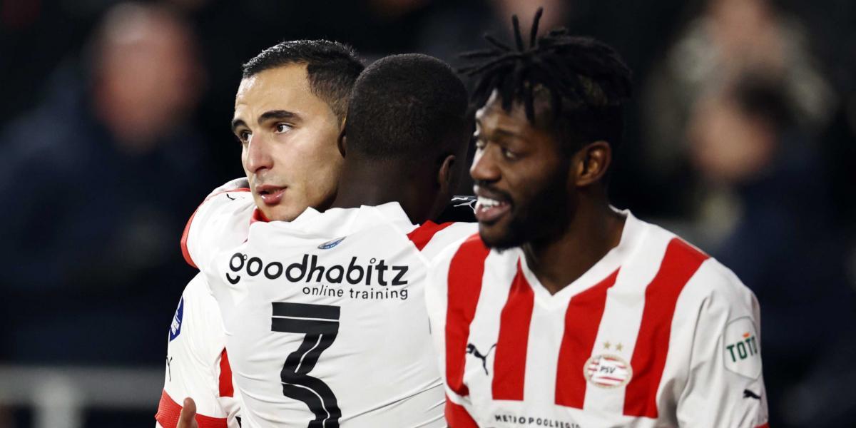 El PSV frena su mala racha y se acerca al liderato