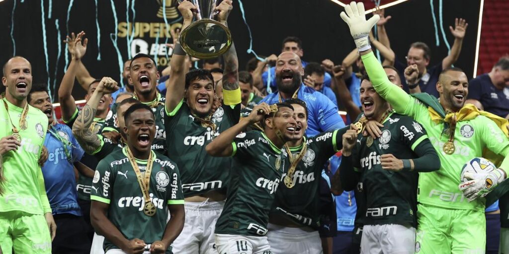 El Palmeiras de Endrick tumba al Flamengo y le muestra el camino al Madrid