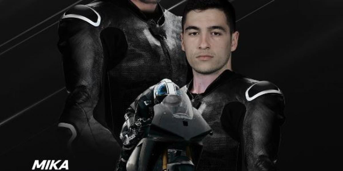 El curioso caso de la segunda oportunidad del piloto Mika Pérez