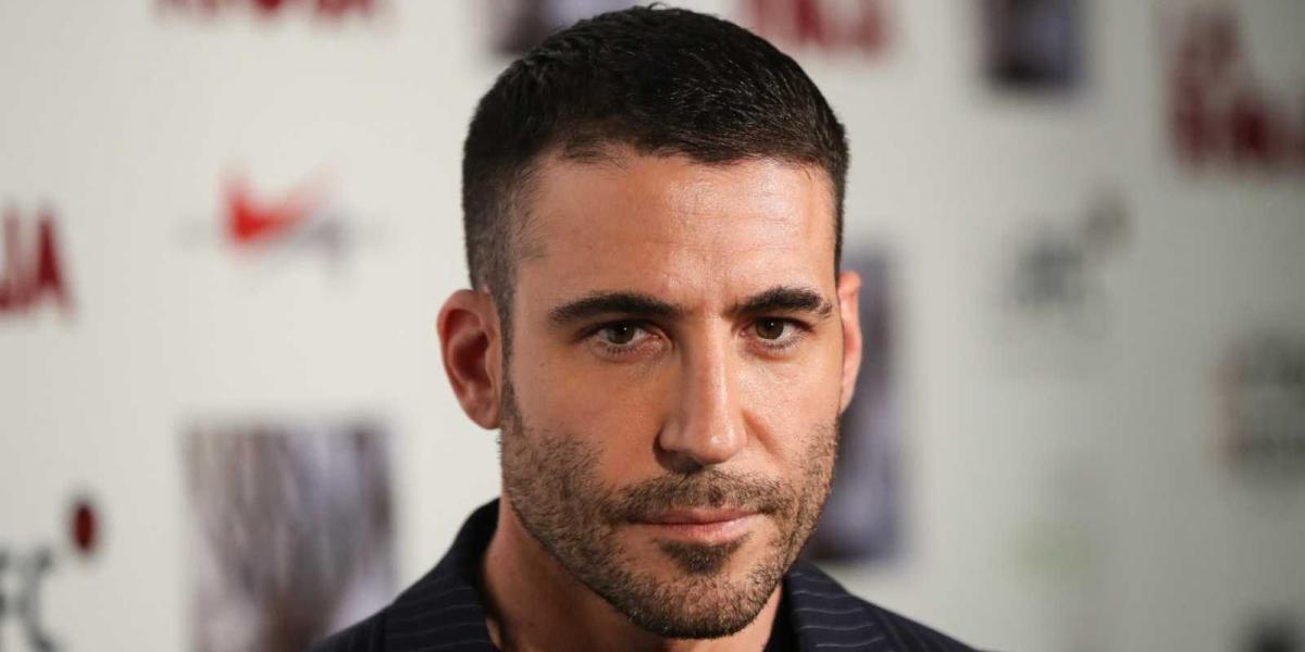 El primer recuerdo de Miguel Ángel Silvestre de Rosalía: "Si la Virgen María cantara, cantaría así"