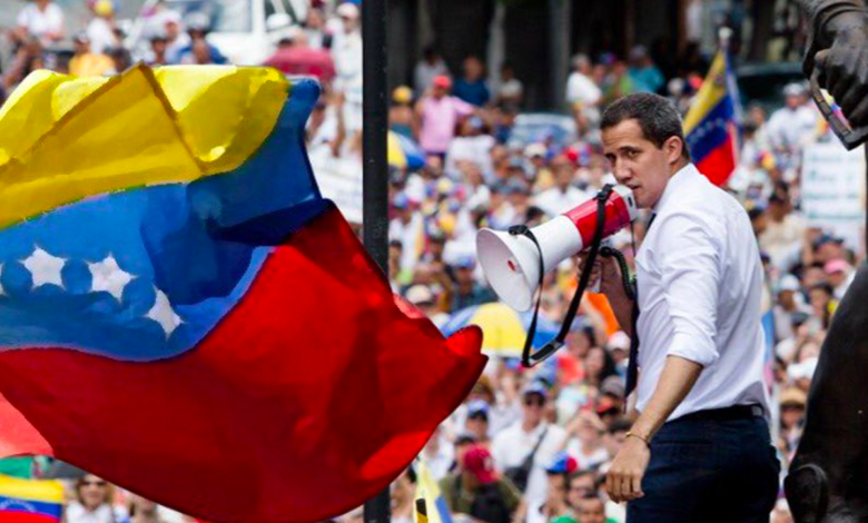 Embajada de Venezuela en EU anuncia el cese de sus funciones tras la destitución de Juan Guaidó