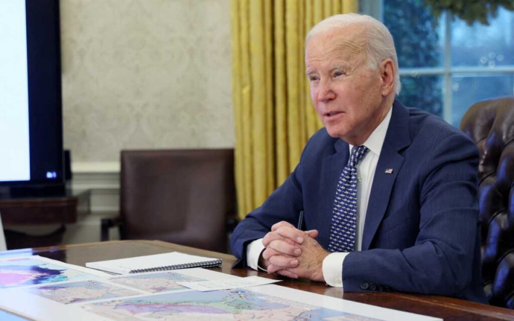 Encuentran documentos clasificados en oficina privada de Biden