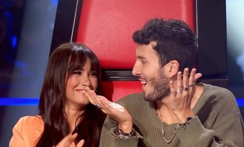Este es el controvertido vídeo de Sebastián Yatra rompiendo una foto de Aitana y Miguel Bernardeau