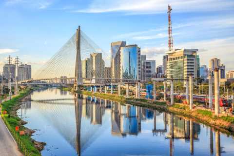 Estos son los mejores destinos a los que puedes viajar en 2023 según Booking