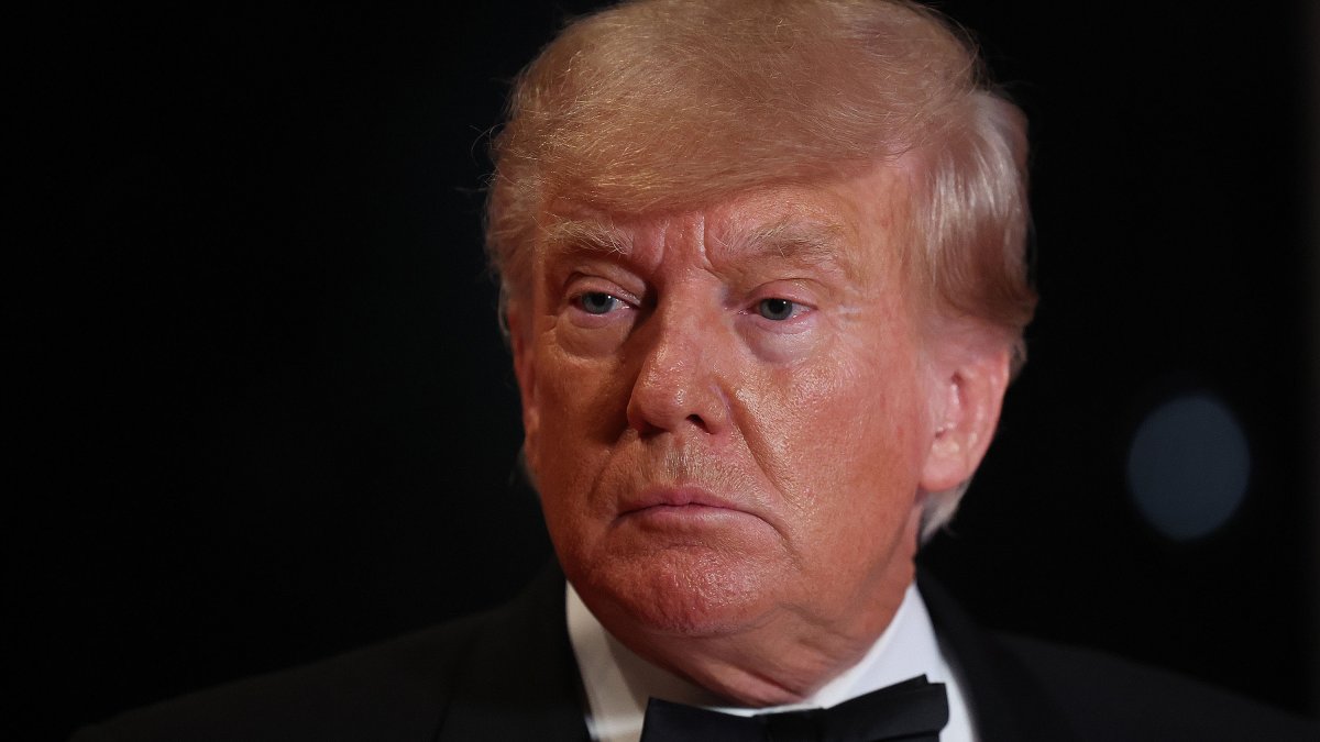 Facebook e Instagram restablecerán las cuentas del expresidente de EEUU tras 2 años de suspensión