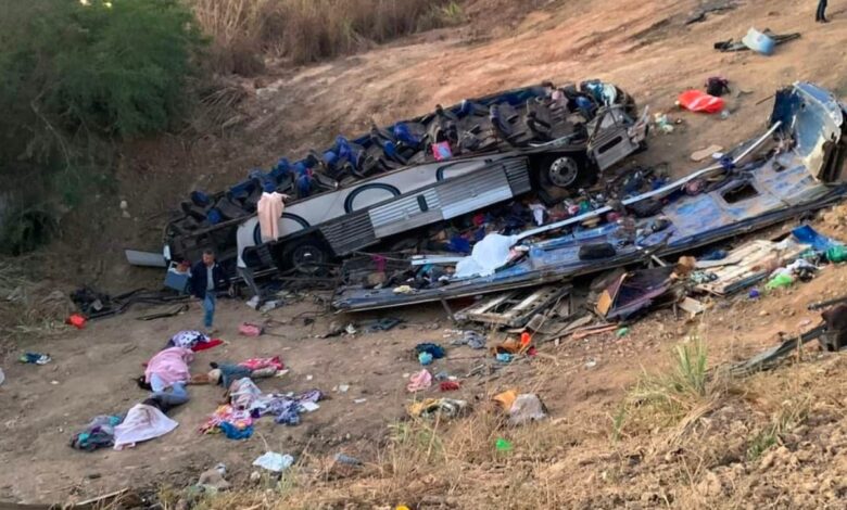 Fallece la víctima 16 del accidente de guanajuatenses en Nayarit
