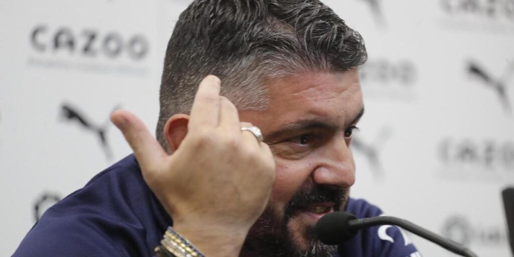 Gattuso: "Yo estoy esperando un fichaje, como la afición o los periodistas"