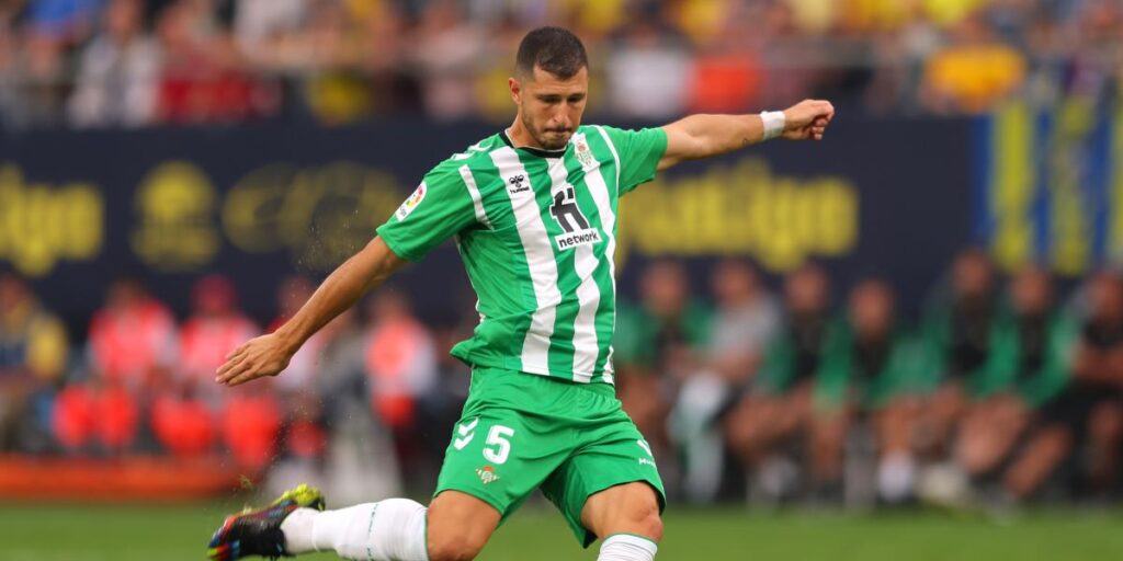 Guido Rodríguez: "Mi agente está llegando a Sevilla"