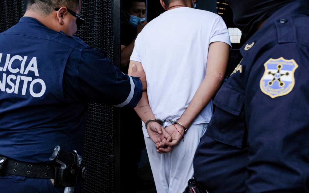 HRW corrobora 'graves' violaciones a DD.HH en El Salvador