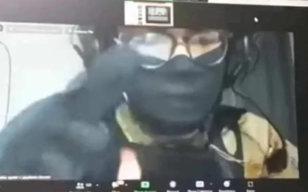 Hombre entra a clase de Zoom y amenaza a estudiantes de secundaria en Chihuahua | Video