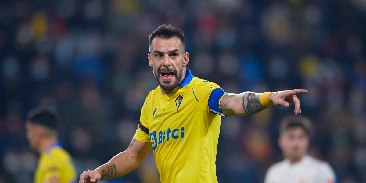 Horario y dónde ver por TV el Cádiz - Elche de LaLiga Santander