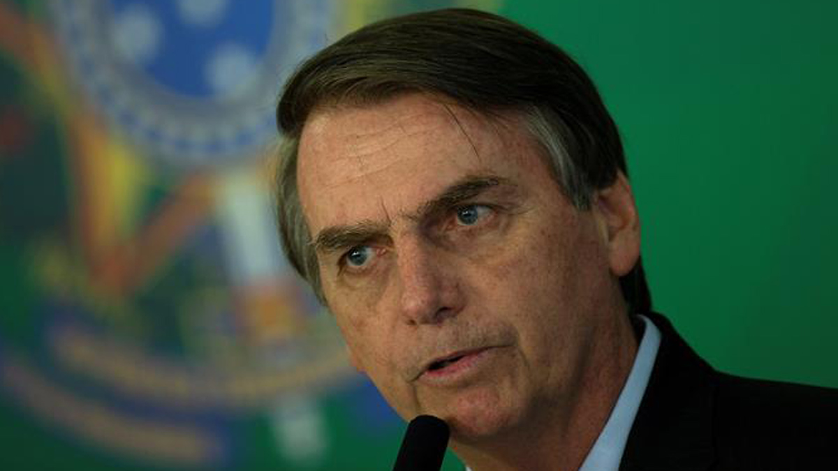 Hospitalizan a Jair Bolsonaro por supuesto dolores en el abdomen