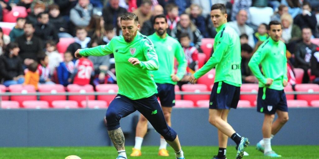 Iker Muniain igualará con Joseba Etxeberria en el podio histórico del Athletic