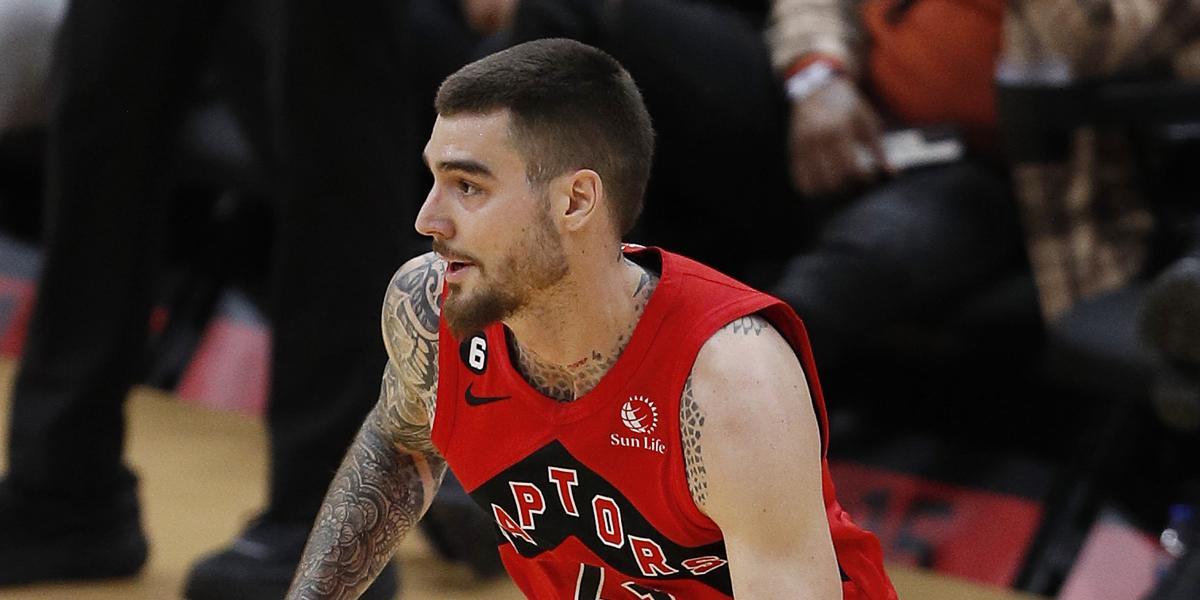 Impacto final de Juancho y victoria balsámica de los Raptors ante los Knicks