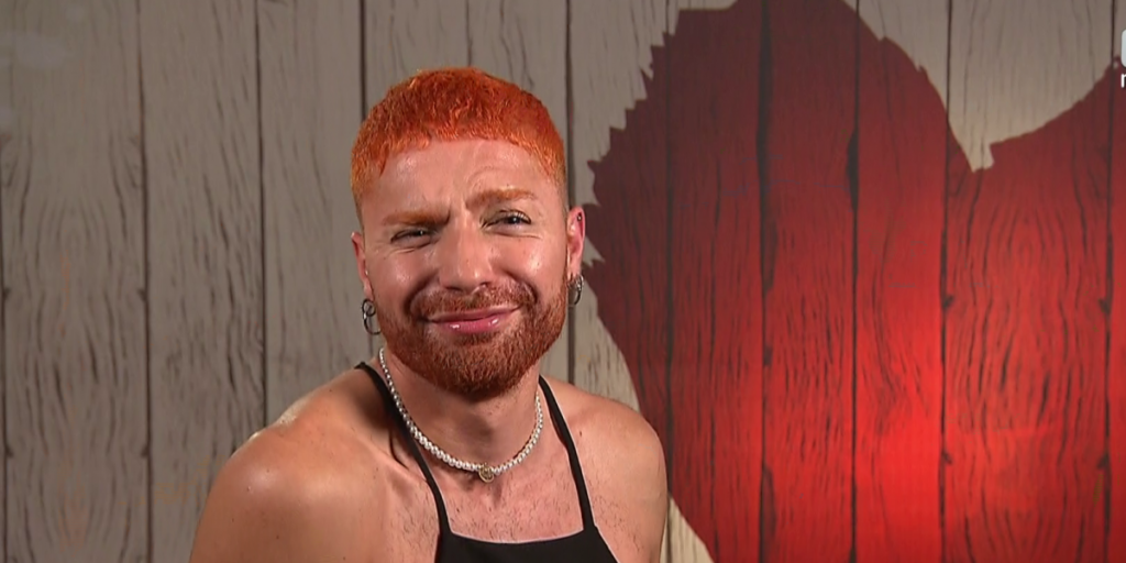 Inaudita declaración de intenciones en 'First Dates': "Soy una cerda en la cama y en todo"