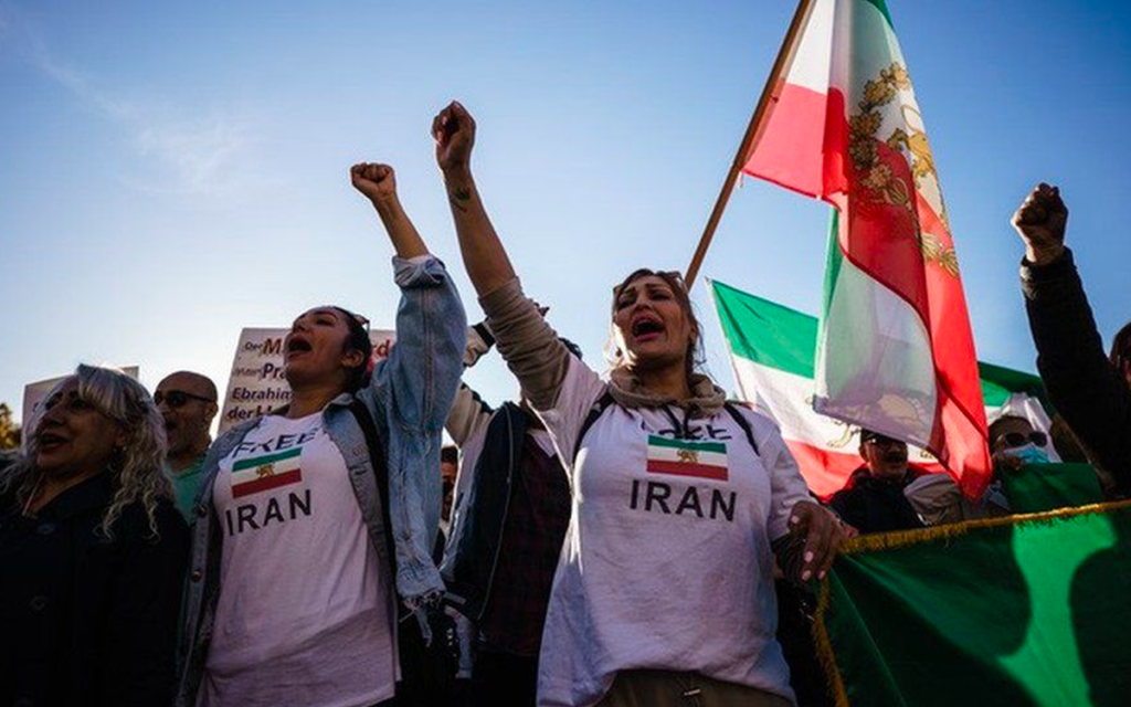 Irán: tres periodistas arrestadas en medio de las protestas