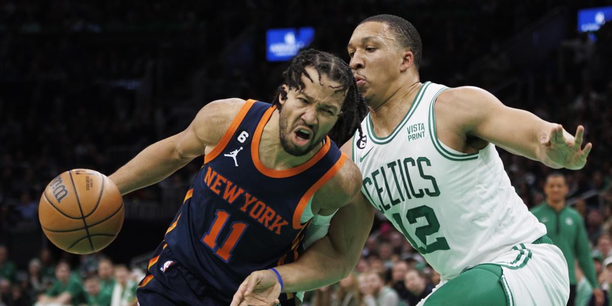 Jalen Brunson castiga la pereza de los Celtics