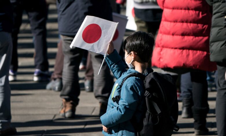 Japón dará 1 millón de yenes por hijo a familias que se muden de Tokio
