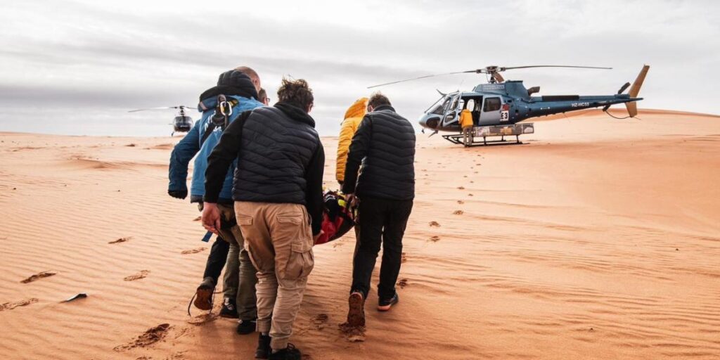 Joan Barreda, evacuado al hospital tras una caída