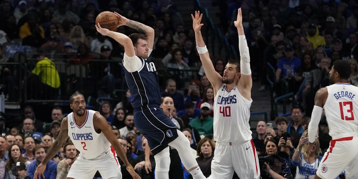 Kawhi hurga en la herida de Doncic y los Mavericks