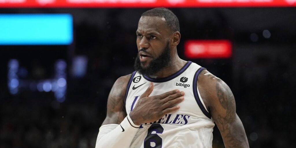 La 'vacilada' de Jabari Smith Jr. que hizo sentir viejo a Lebron James