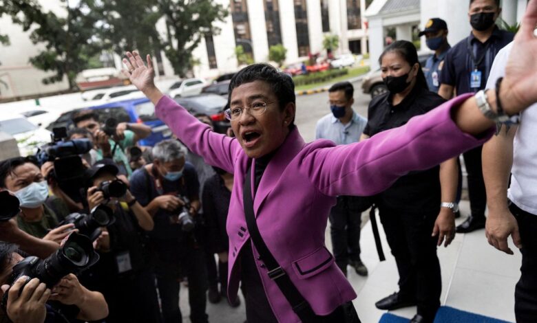 La Nobel de la Paz filipina Maria Ressa, absuelta de evasión fiscal