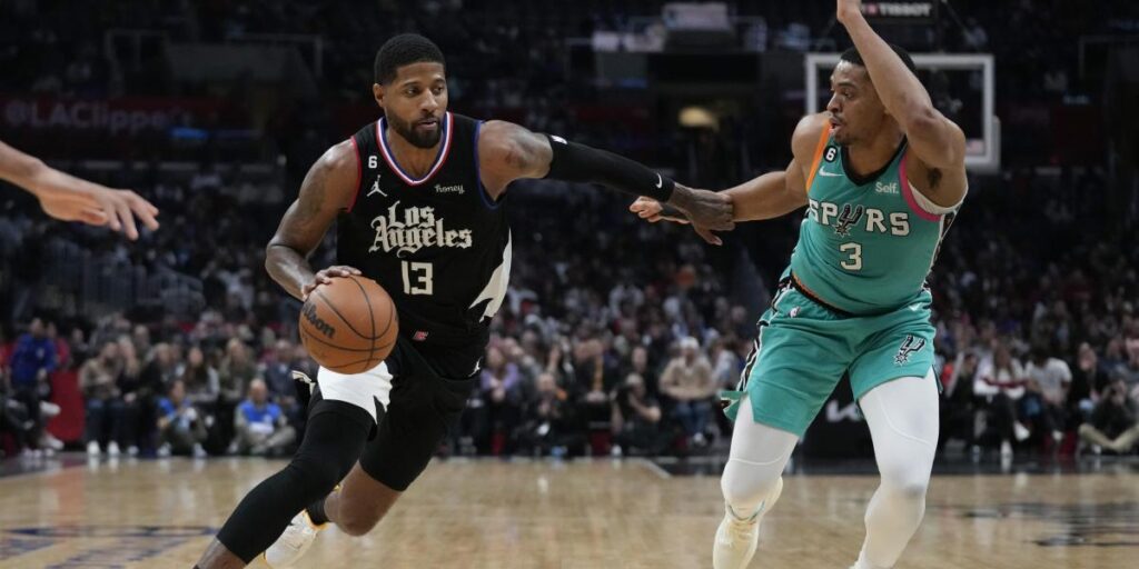 La conexión Paul George-Kawhi Leonard sentencia a los Spurs