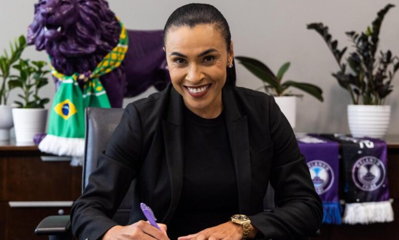 La leyenda brasileña Marta Vieira seguirá en Orlando hasta 2024