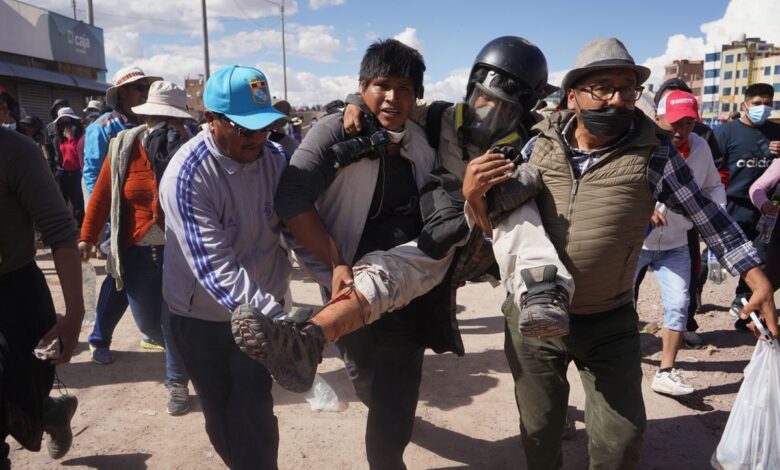 La mecha que incendió Perú contra el Gobierno, contada por testigos incómodos