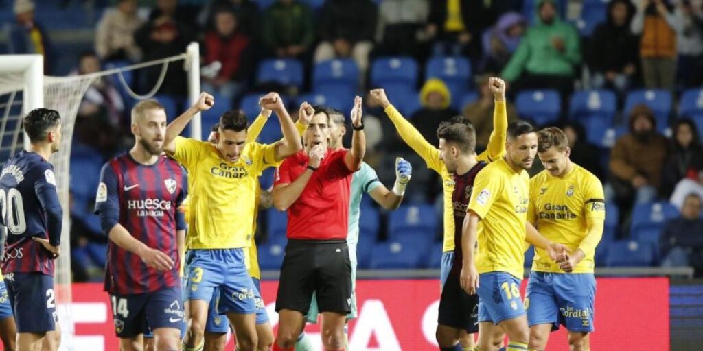 Las Palmas, nuevo líder de Segunda