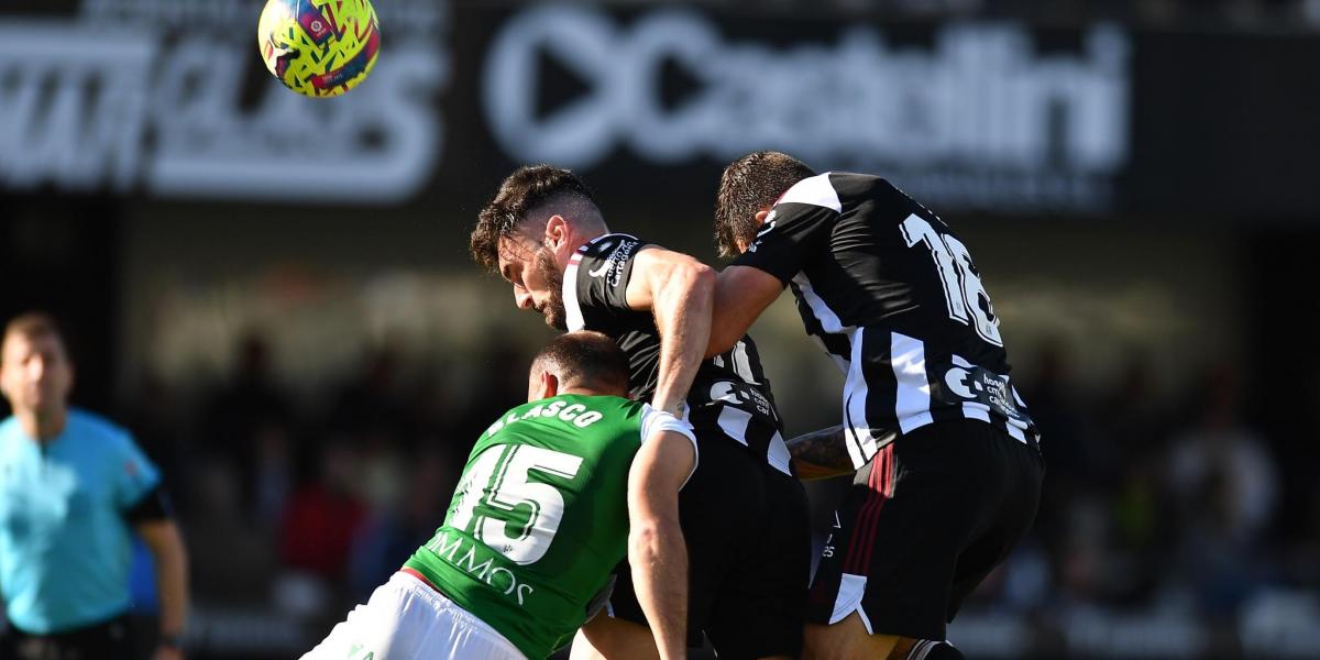 Las mala rachas persiguen a Cartagena y Huesca