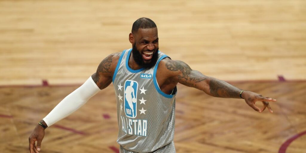 LeBron y Durant lideran las votaciones del All Star