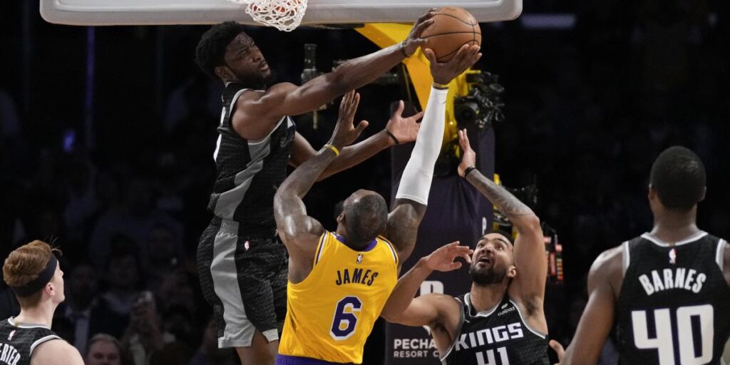 Los Lakers de LeBron no tienen remedio
