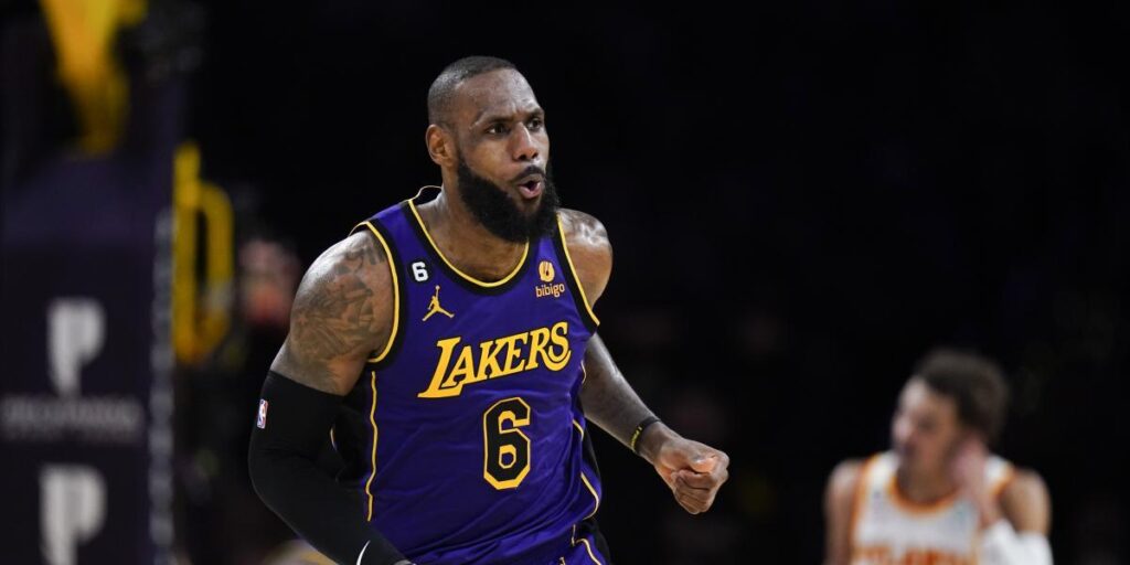 Los Lakers siguen disfrutando de la buena salud de LeBron
