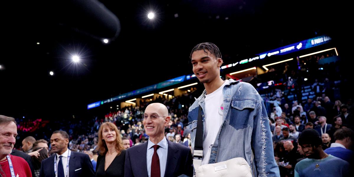 Magic Johnson define a Victor Wembanyama: "Es el mejor jugador del mundo"