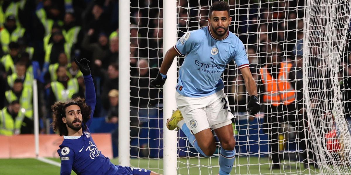 Mahrez castiga al Chelsea y acerca al City al liderato