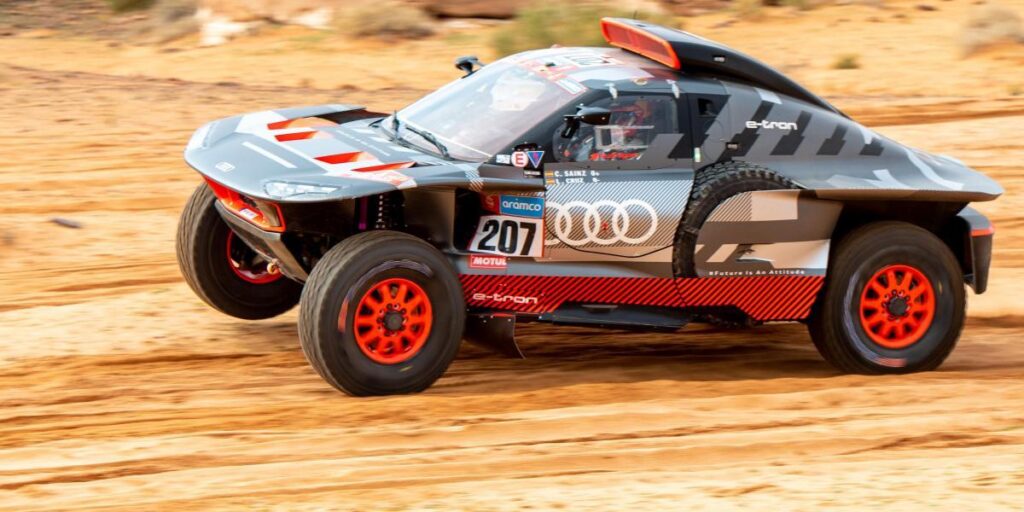 Más 'chicha' para Sainz: Le suben 8KW de potencia al Audi: "Son bienvenidos"