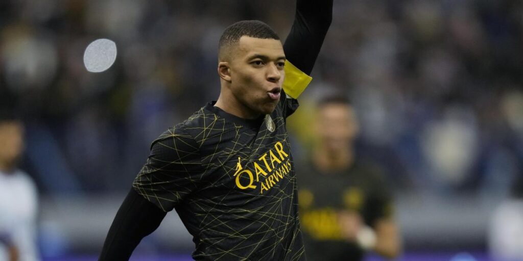 Mbappé, cinco goles para celebrar su nuevo estatus en el PSG