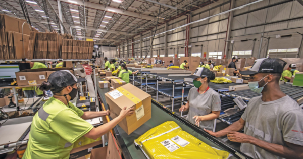 Mercado Libre busca más de 100 empleados nuevos: qué puestos hay y cómo postularse