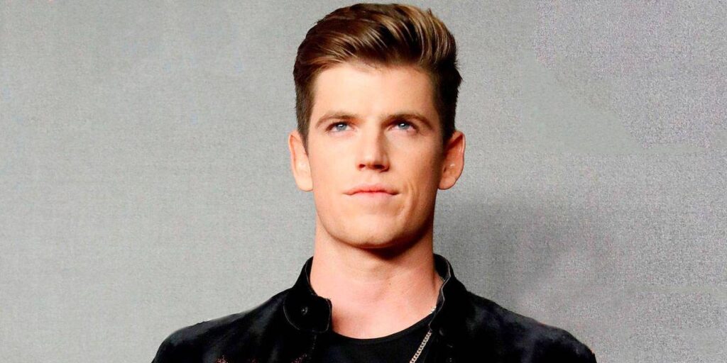 Miguel Bernardeau, 'cazado' con una chica misteriosa "muy acaramelados" en Alicante