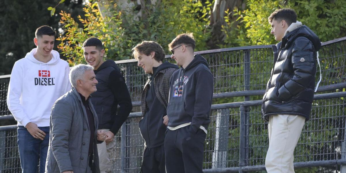 Mourinho, un hincha más en la victoria de la Roma en la Coppa Primavera