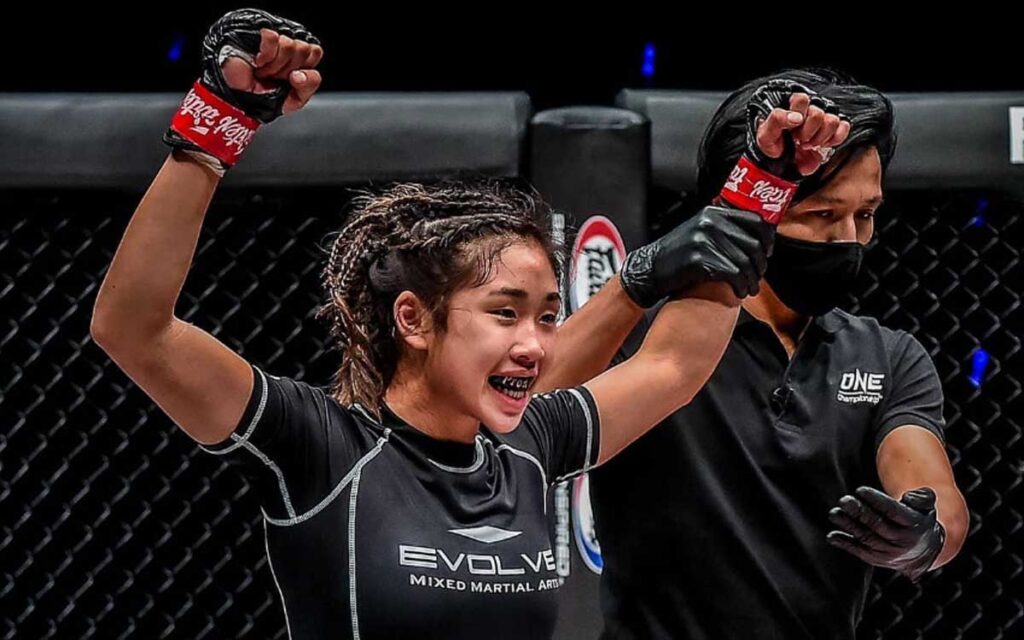 Muere a los 18 años Victoria Lee, prodigio de las MMA