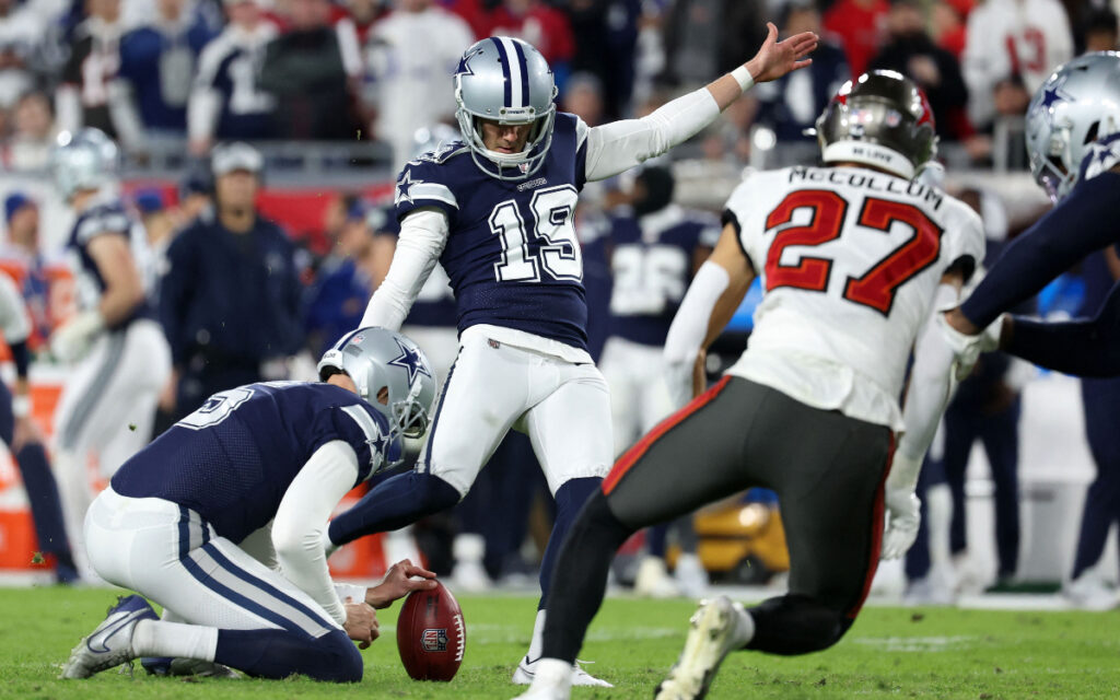 NFL: ¡Por si las dudas! Dallas firma pateador tras noche históricamente mala