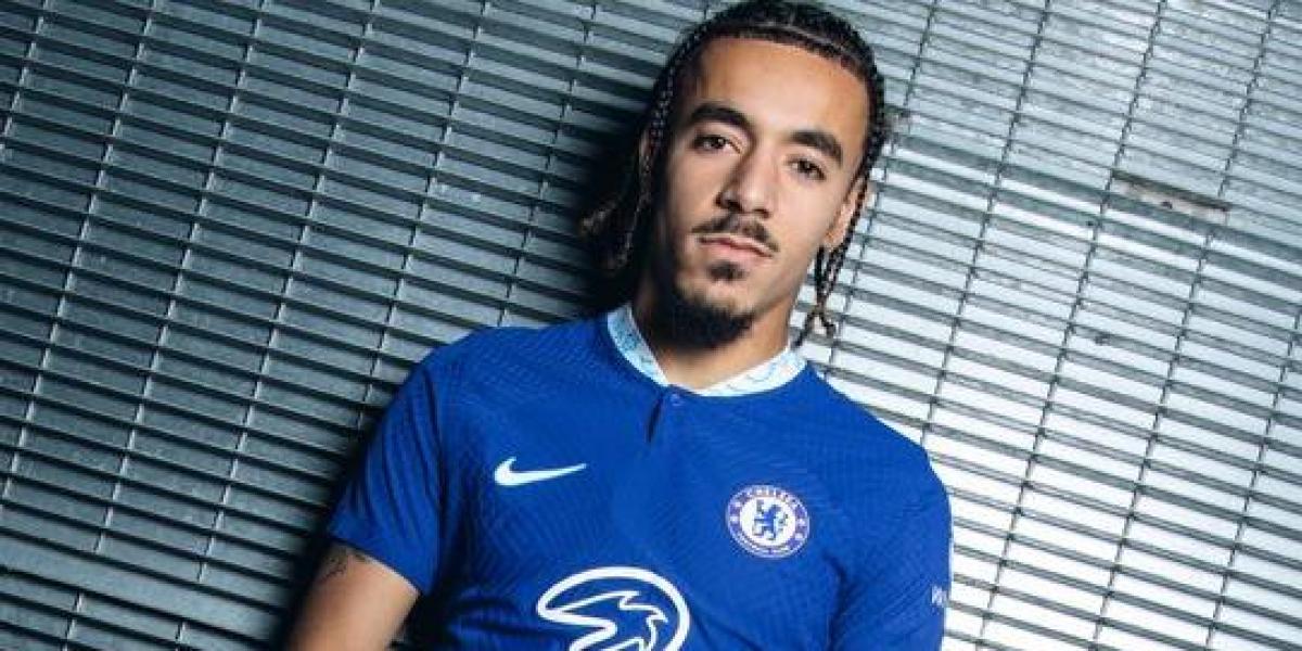 Oficial: Malo Gusto, nuevo jugador del Chelsea