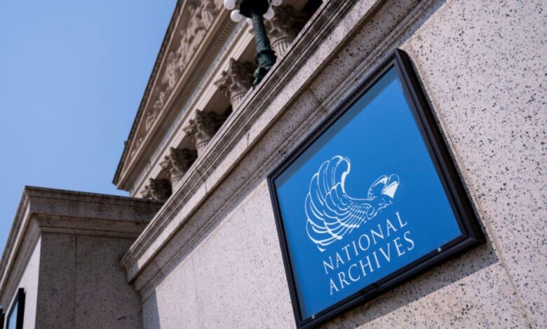 Oficina de Archivos Nacionales pide a expresidentes que revisen sus registros personales