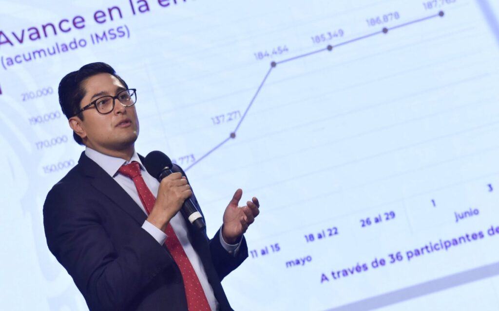 Omar Mejía promete autonomía de Banxico en caso de entrar a la junta de gobierno