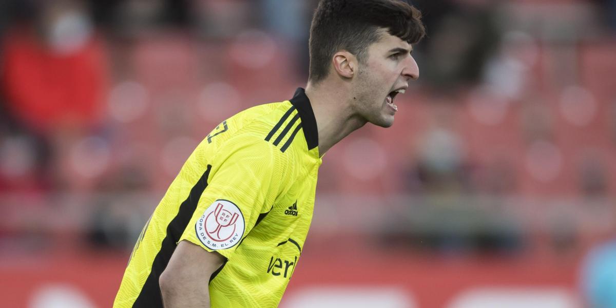 Osasuna cede a Juan Pérez