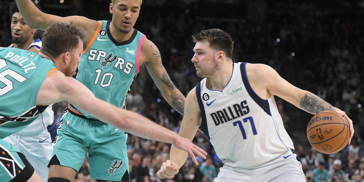 Otra absoluta locura de Doncic... con 'burla' a los Spurs incluida