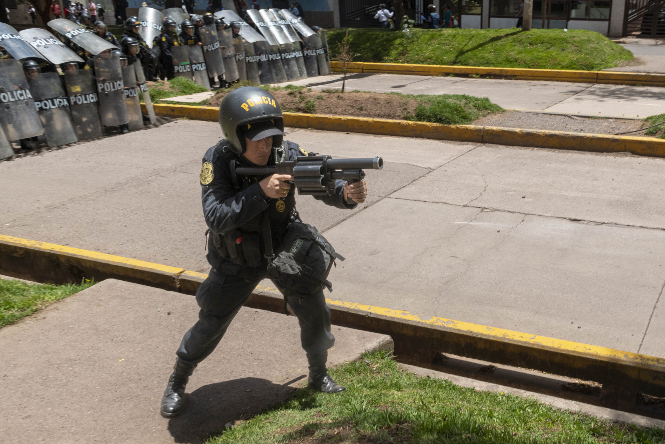 Perú: protestas se expanden con nuevos incidentes en Cusco; la CIDH se reúne con Boluarte
